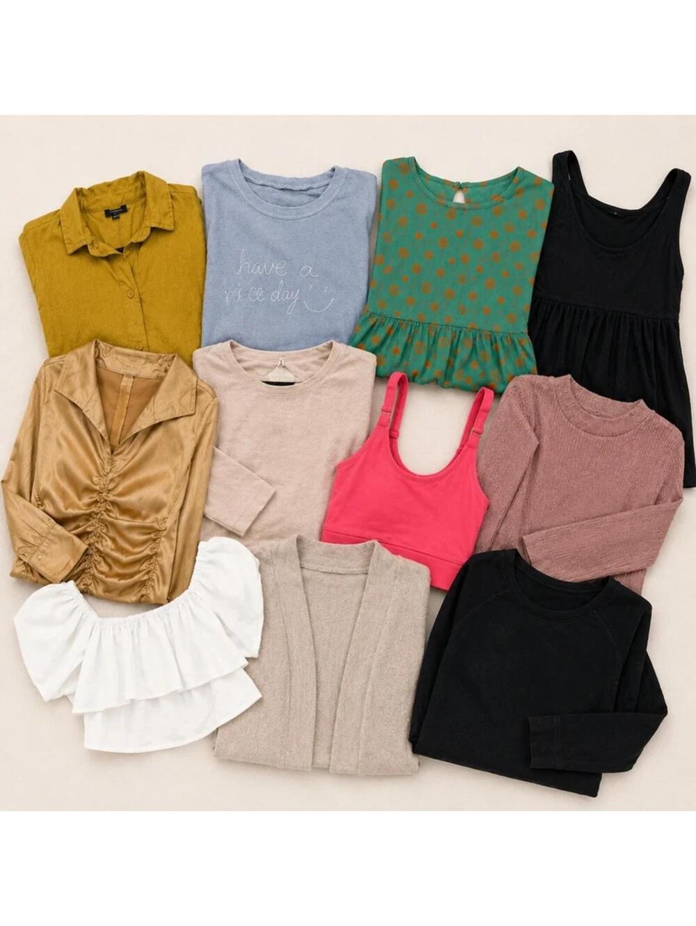 12 Piece Women’s Tops Bundle XS/S - Mixed Brands Y2K Casual Dressy Lot - Picture 1 of 7